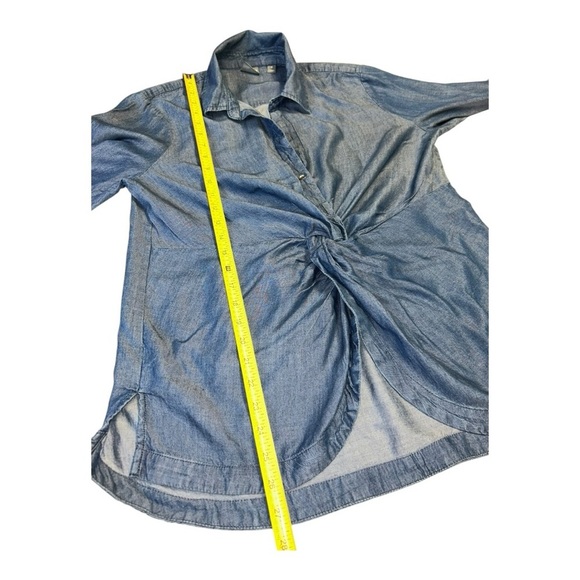 NEW YORK & COMPANY soho Blue Denim Button Knot Front Roll Tab Sleeve Shirt Sz M - Picture 10 of 12